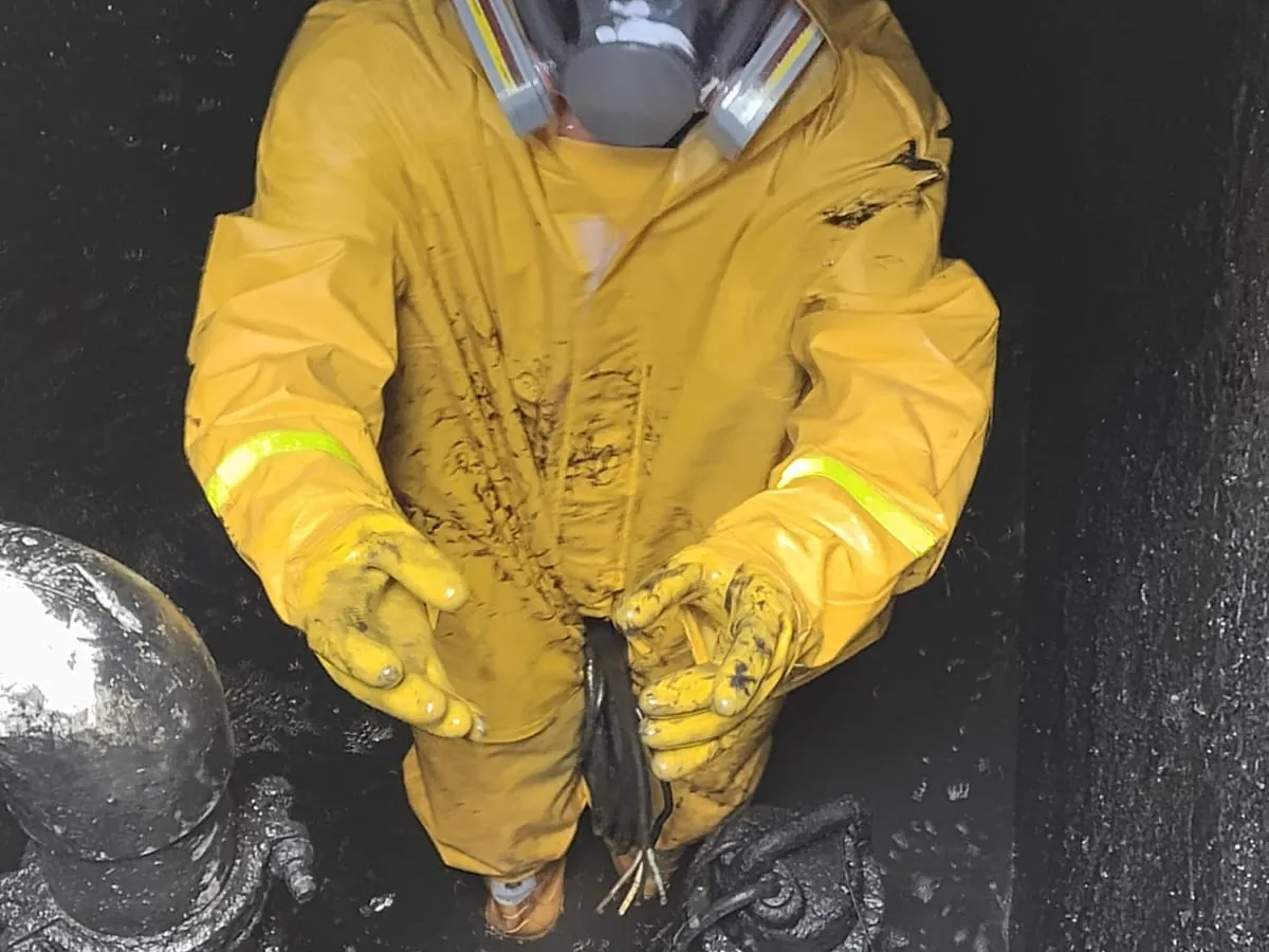Mantenimiento de bomba sumergible de aguas negras — foto 7