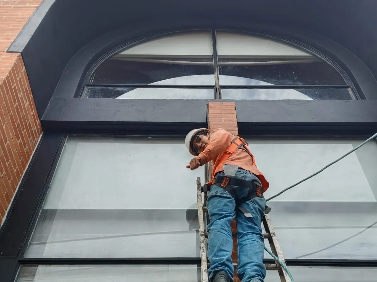 Lavado y restauración de fachadas — foto 2