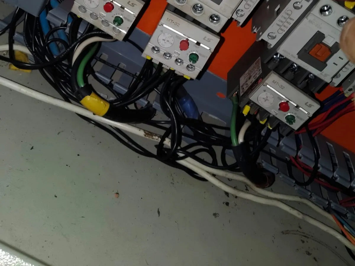 Mantenimiento de tablero eléctrico — foto 6